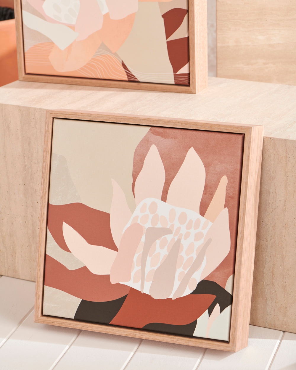 kimmy hogan honey flower V